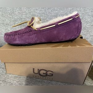 UGG Dakota Classic Slipper